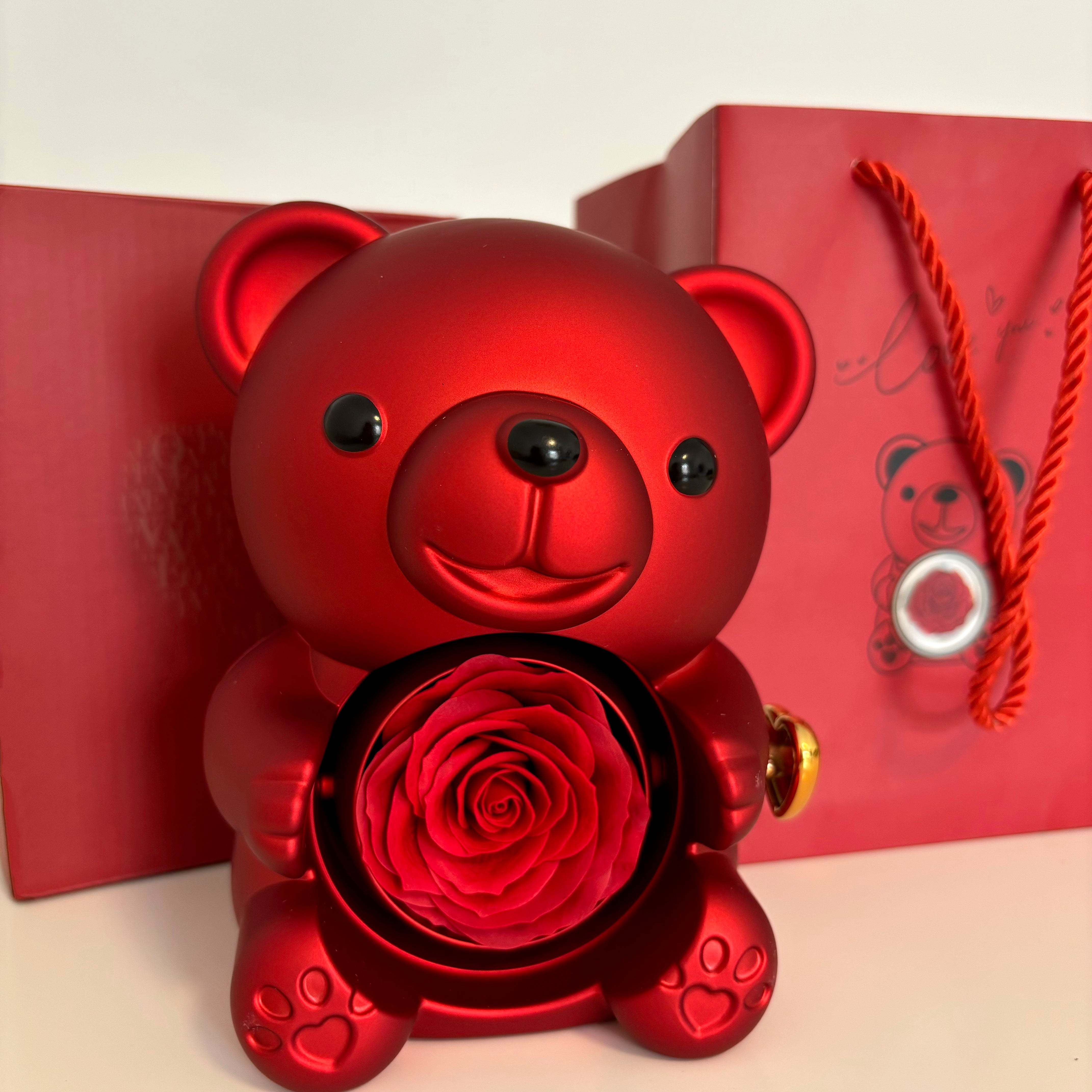 Teddybär-Box mit gravierter Halskette und ewiger Rose